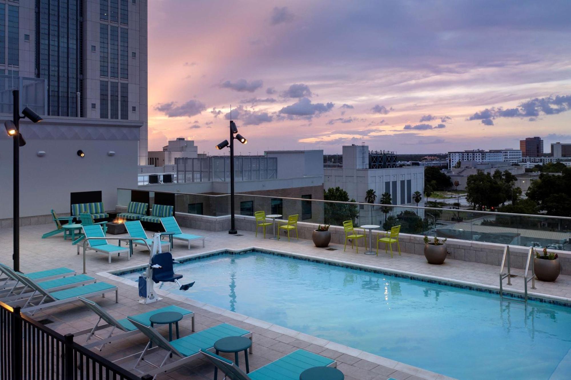 Hilton Garden Inn Orlando Downtown Zewnętrze zdjęcie